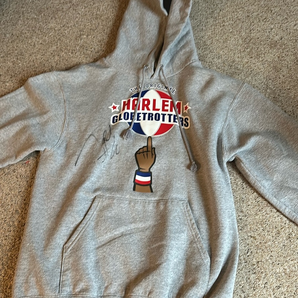 Harlem Globetrotters Sweatshirt Signed by Cherelle 'Torch' George